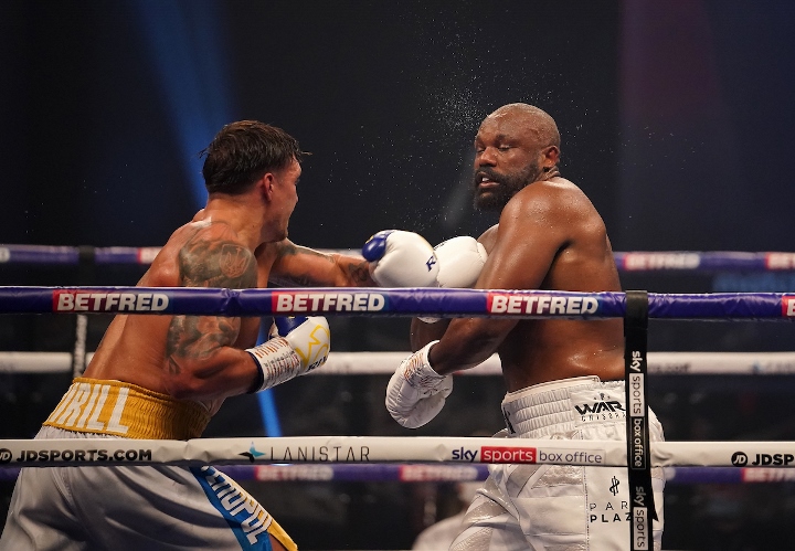 Photos: Oleksandr Usyk Wins Tough Decision Over Derek Chisora - Boxing News